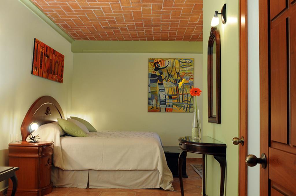 Marhialja Hotel Boutique Oaxaca Номер фото